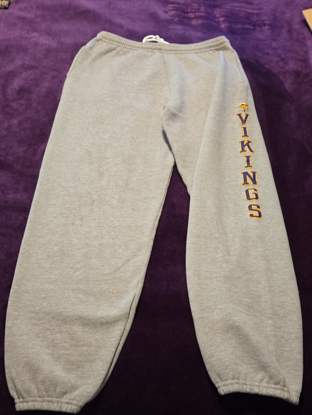 NFL Grey Sweatpants with Yellow & Purple Vikings Side Print